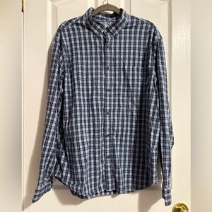 Old Navy Men's Navy Checkered Button Down Shirt